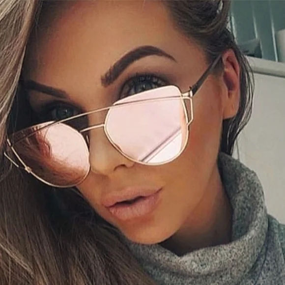 Silver Mirror Black Framed Cat Eye Aviator Sunglasses Nwt - Picture 1 of 4